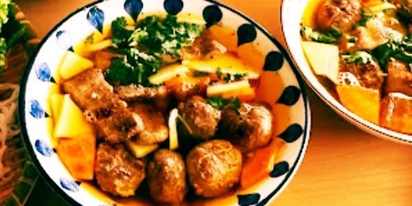 Bún Chả Hà Nội Gia Truyền - 44 Đường Vành Đai Đại Học Quốc Gia