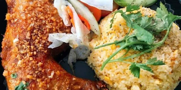 Cơm Gà Ngọc Thy - Cơm Gà Xối Mỡ - Kênh Tân Hoá