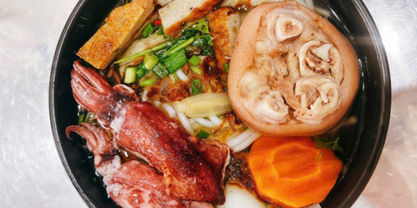 Bánh Canh Chả Cá Phan Thiết - Huỳnh Mẫn Đạt