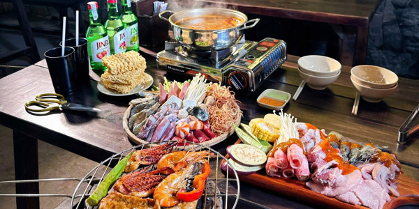 Lẩu, Nướng & Mì Cay - Phạm Hùng