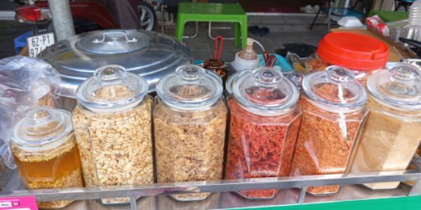 Ăn Vặt Linh Phương - Cách Mạng Tháng 8