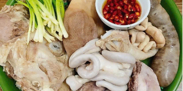 Bún Bò Huế Phong Nguyên - 57 Trần Quang Diệu