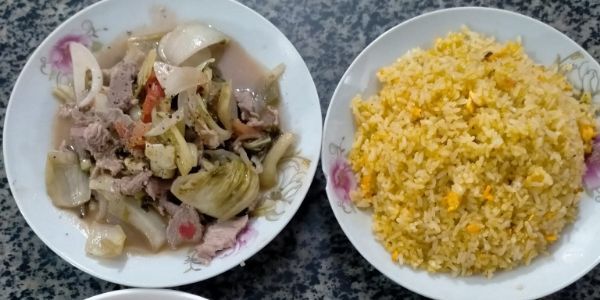 Phở Vân Cù - Phở Bò, Cơm Rang & Mì Xào - 23 Văn Cao