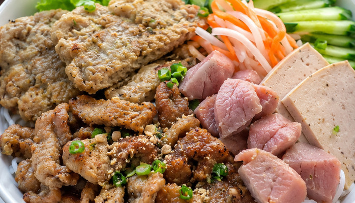 Quán Bún Cô Trâm - Bún Riêu Chả Cá, Bún Thịt Nướng & Bánh Cuốn - 1572 Hùng Vương