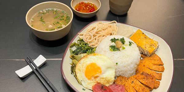 Cơm Tấm Cô Ba - 30 Dương Quảng Hàm