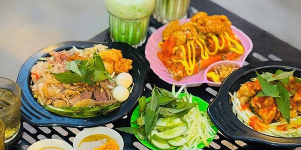 Duyên Mini - Food & Coffee - Nguyễn Huệ