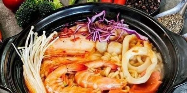 Mì Lẩu Cay SUBOY
