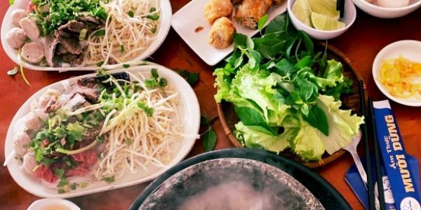 PHỞ THỐ ĐÁ - HÓC MÔN