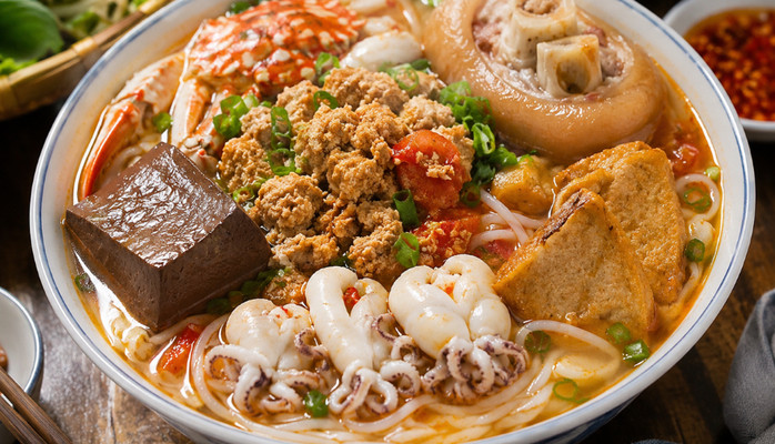 Bún Riêu Cua Trứng Mực - Lộ Liên Hương