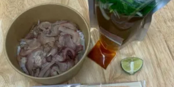 Phở A Mão - Ngõ 17 Quỳnh Lôi