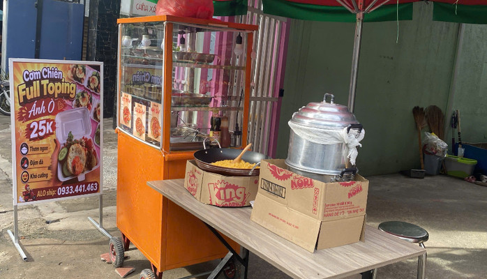 Cơm Chiên & Xôi Mặn Ánh Ò - Đường Đồng Khởi