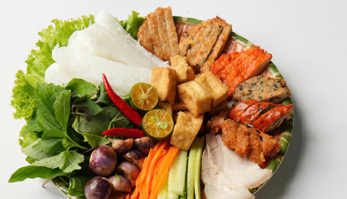 MẸT 13 - BÚN ĐẬU & BÁNH TRÁNG THỊT LUỘC - 238 HUỲNH CÔNG GIẢN