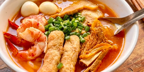 Bếp Ngoại Yến - Bánh Canh Cua - Phạm Văn Chí