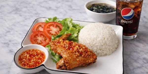 Quán Cơm 999 - Trần Bình Trọng