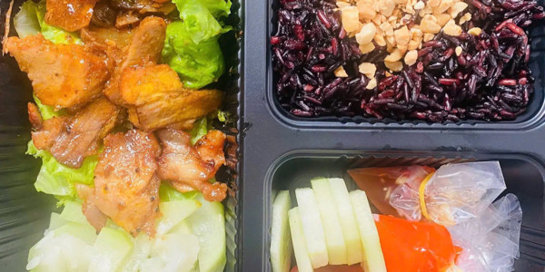Cafe & Ăn Healthy Loan Nguyễn - 15 Đá Mọc 1