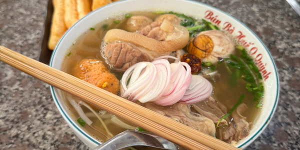 Bún Bò Huế O Quỳnh Cơ Sở 2