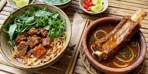 Phở Trộn Sườn Bò - 70 Thái Hà