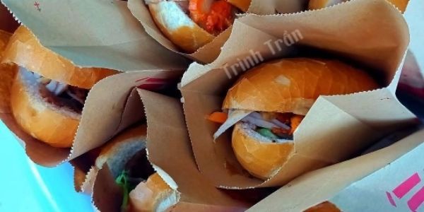 BÁNH MỲ 496