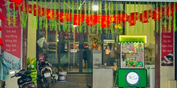 Tiệm Cafe Nhà Sóc - Coffee, Trà Sữa & Đồ Ăn Vặt - Lạc Long Quân