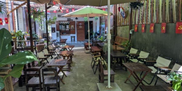 Nhà Cấp Bốn - Cà Phê & Trà