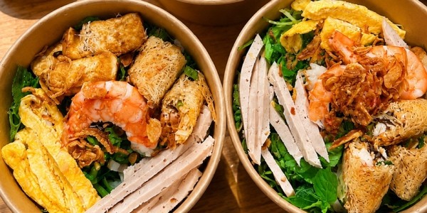 Chả Giò Bề Bề - Lê Văn Lộc