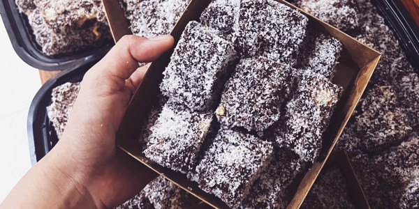 Tiệm Bánh Lamington