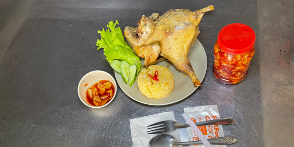 Cơm Chiên Gà Xối Mỡ CHÂU THƯ