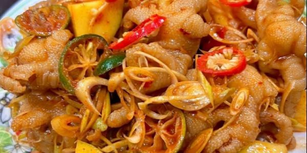 Bếp Nhà Ni - Chân Gà Sốt Thái, Cháo Ếch Singapore & Cơm Phần - Đường 30/04