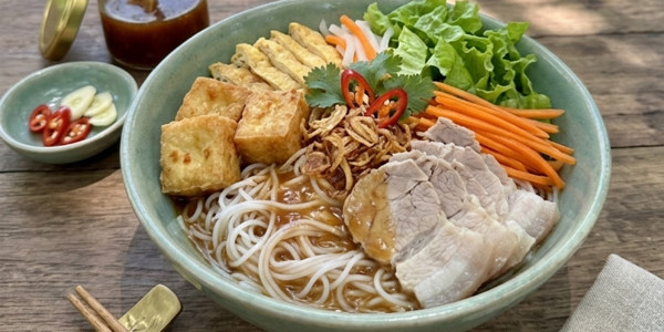 Bún Mắm Nêm & Cơm Gà - 124 Nguyễn Đình Hoàn