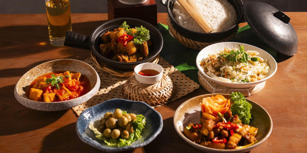 Bếp Hạnh - Cơm Gia Đình - Nguyễn Chánh