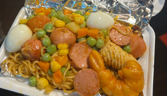 Tiệm Mì 2 Ngón - Mì Indomie - Đường Kênh