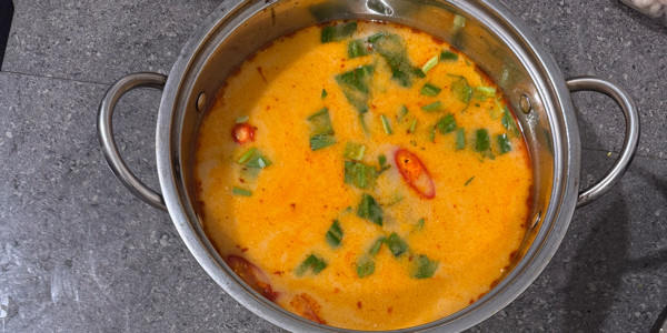 Bếp Nhà Ngân - Lẩu Tomyum - Dương Tử Giang