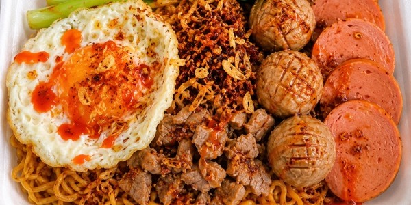 Mì Trộn - A Gấu Food - Lê Hồng Phong Nối Dài