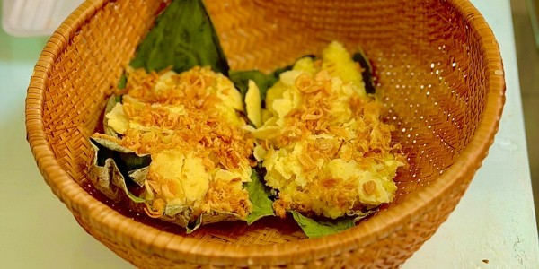 Xôi Xéo Lá Sen, Bánh Cuốn & Ăn Vặt - Cô Ba Phố Cổ - Đường 30/4