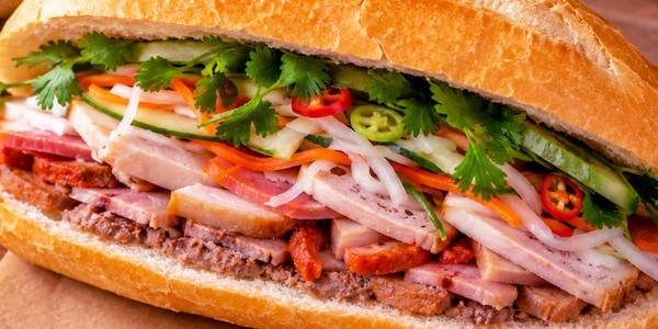 Bánh Mì Sài Gòn Thu Thủy - 238 Đội Cung