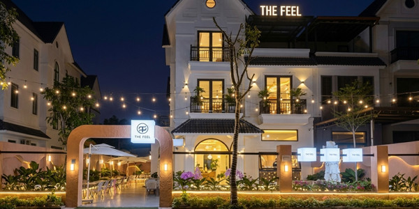 THE FEEL CAFE