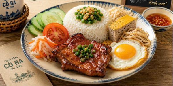 Cơm Tấm Cô Ba Sài Gòn - Phạm Hùng