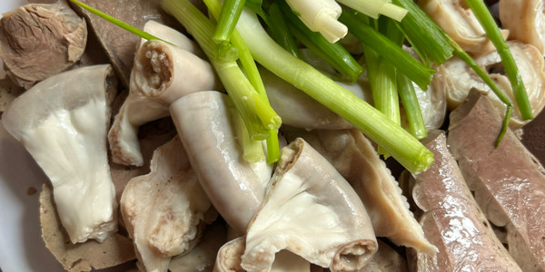 lQuán Má Heo Đức Phú - Má Heo Nướng, Hấp & Cháo Lòng