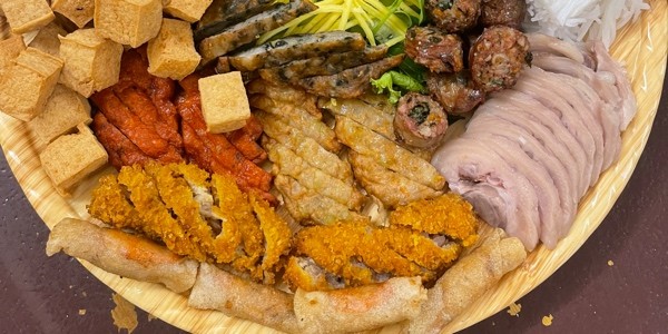 Bún Đậu Hoa Phượng Đỏ - Lê Hồng Phong