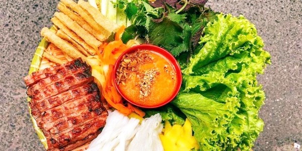 U.F.O - Mì Trộn Indomie - Trần Thái Tông