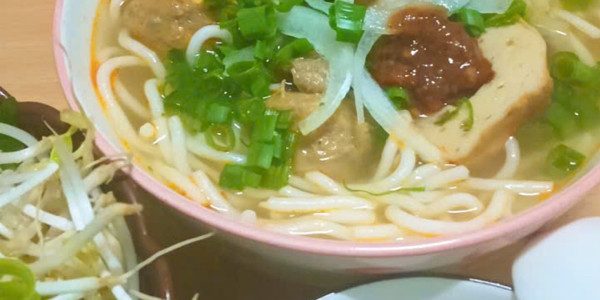 Bún Bò Huế - 38 Hoàng Văn Thụ