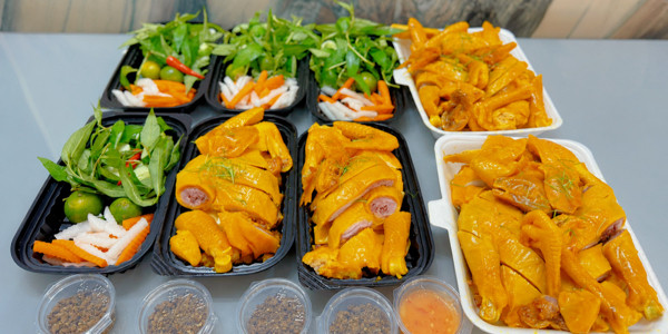 Gà Ri Nguyên Con Ủ Muối Loại 1 - Trần Hưng Đạo