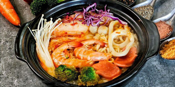 Tiệm Mì Cay - KDC Thuận Giao