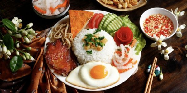 Cơm Tấm Vs Bún Thịt Nướng SuMo Sườn Bì Chả - Thạnh Xuân 48