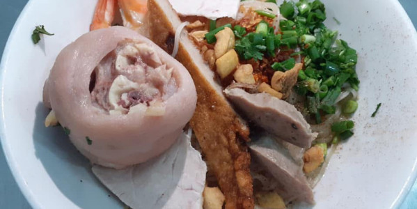 BÁNH HỎI THỊT NƯỚNG & BÚN THỊT NƯỚNG - 693 Lê ĐỨC THỌ