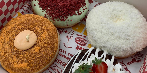 MABAE - Tiệm Bánh Donut
