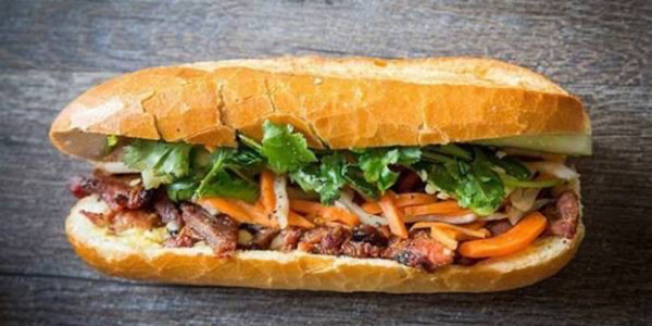Bánh Mì PêTa - 140 Lê Quang Đạo
