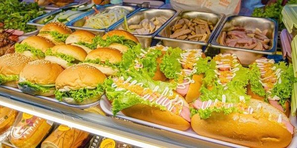 Anh Quân Bakery - 42 Huỳnh Ngọc Huệ