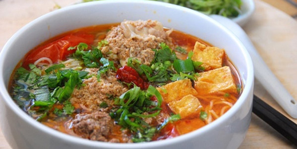 Manh Manh - Bún Riêu Cua & Bánh Canh - Nguyễn Văn Cừ