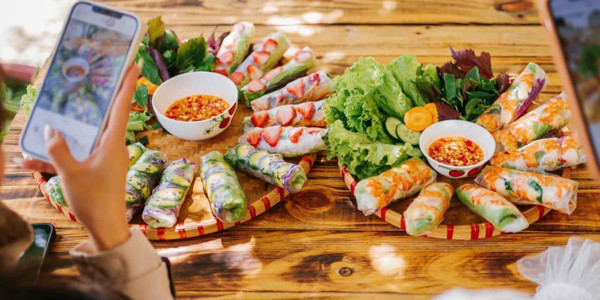 Xoài Cuốn - Gỏi Cuốn Tôm Thịt & Nem Nướng Nha Trang